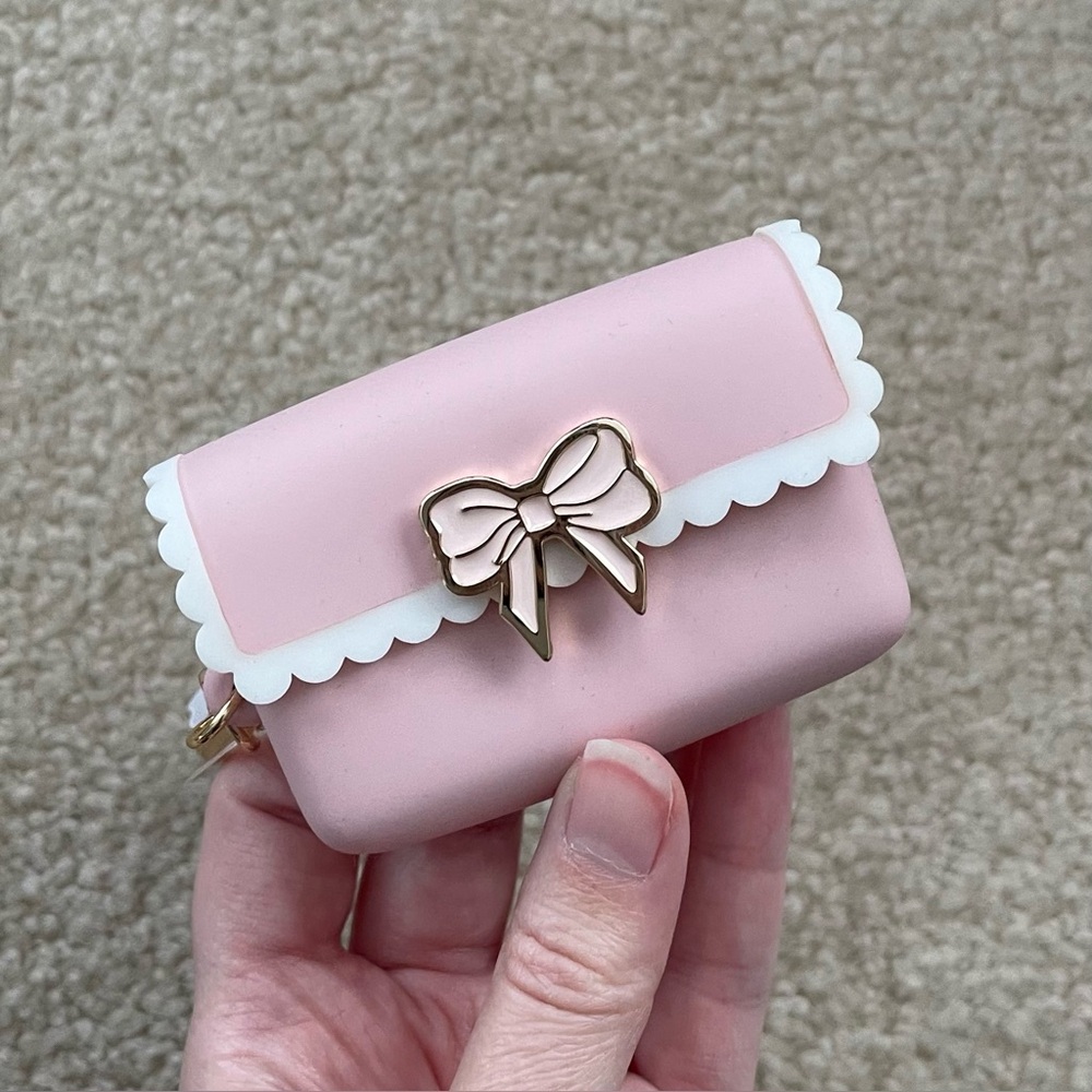 Bath & Body Works Pink Scallop Bow Snap Case PocketBac Holder - Picture 14 of 16